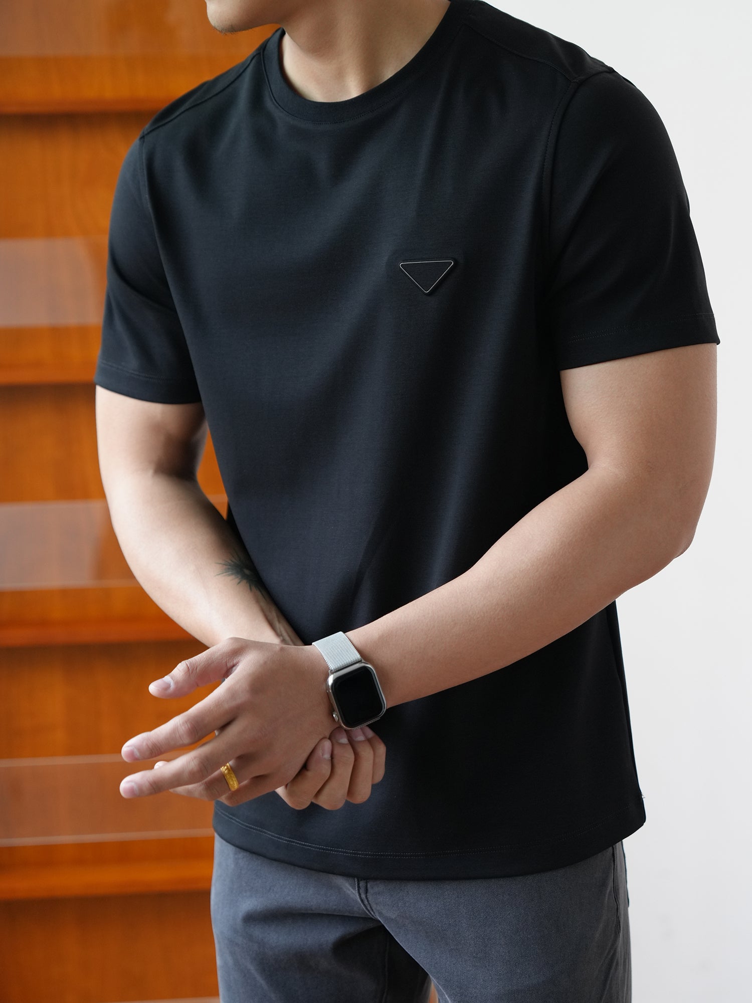 上質コットン ロゴTシャツ O4