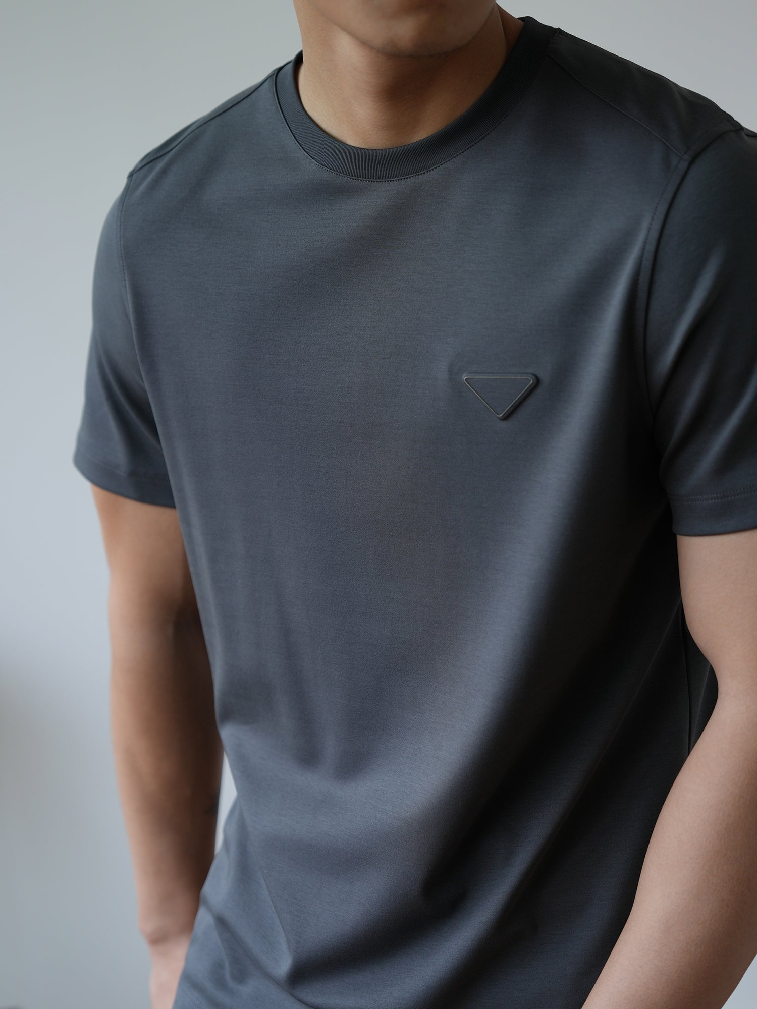 上質コットン ロゴTシャツ O4